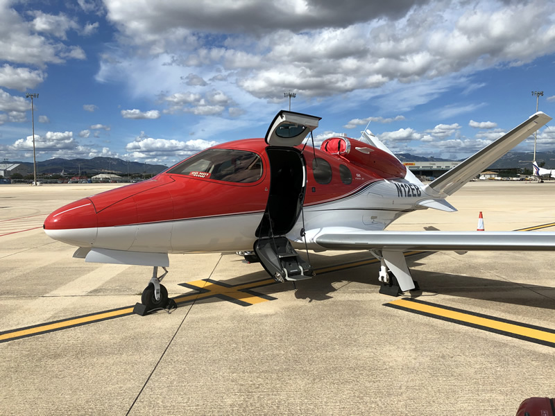Cirrus Vision Jet SF50 G2 on the tarmac at Mallorca airport in 2020.